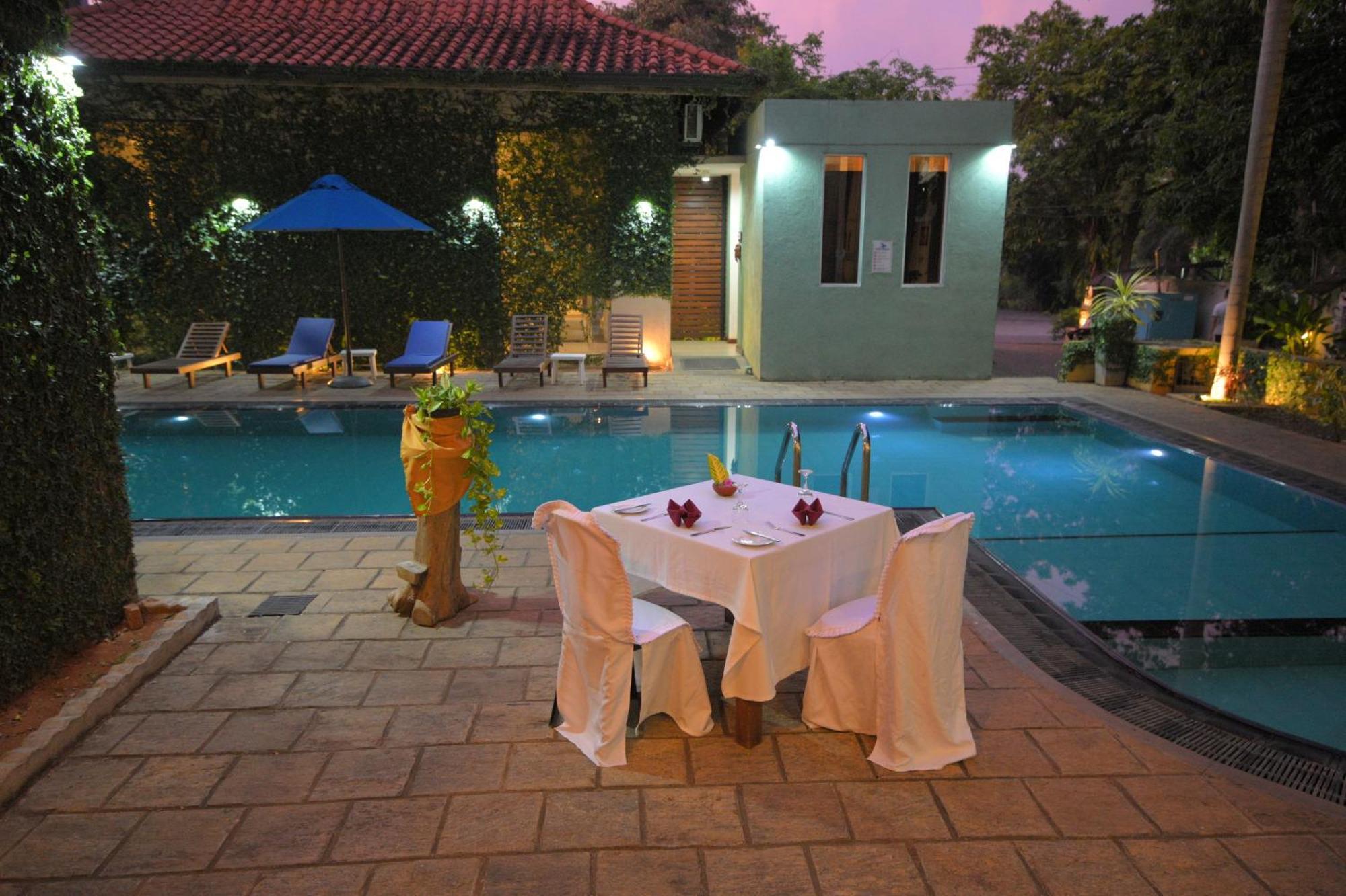 Ceylan Lodge Anuradhapura Exterior foto